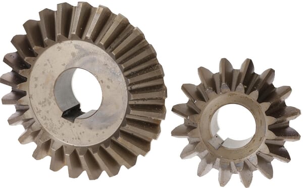Set of bevel gears, M=5, 25T/16T.
