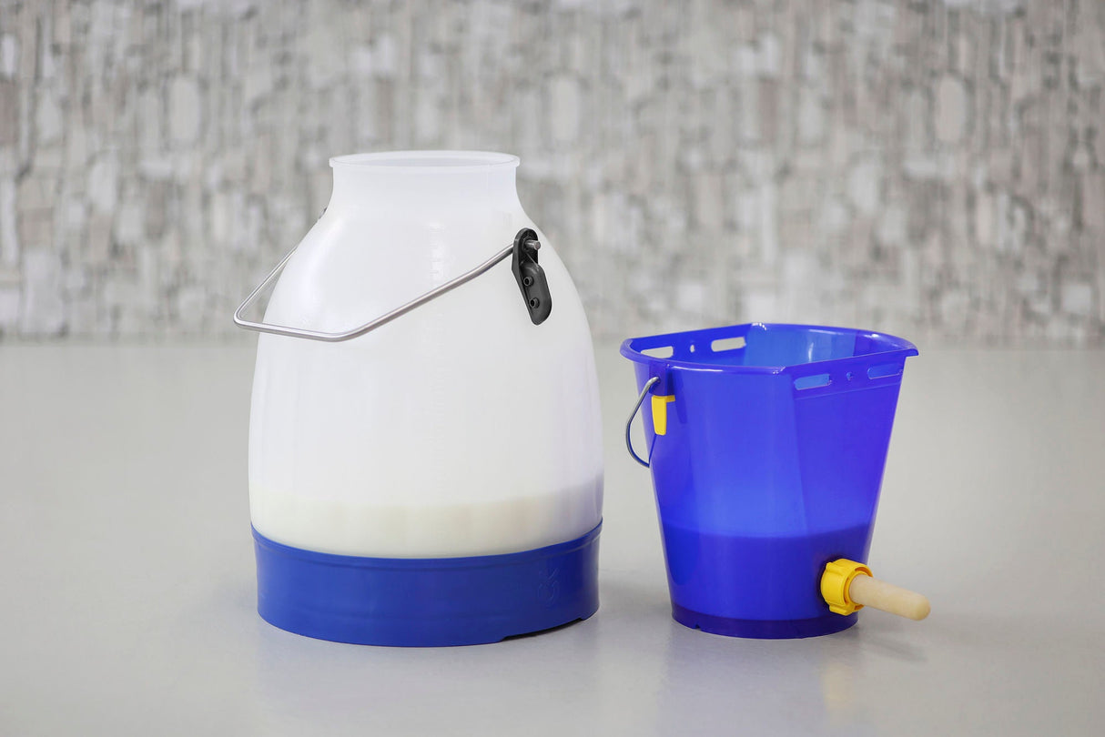 Kerbl Tränkeeimer blau transparent mit Skala, ohne Zubehör 14269