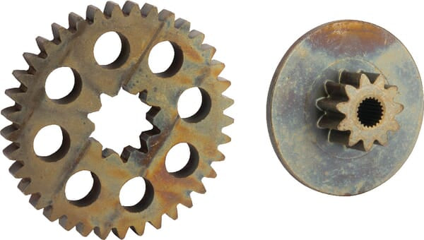 Engine (11t)/red (37t) geared. ki