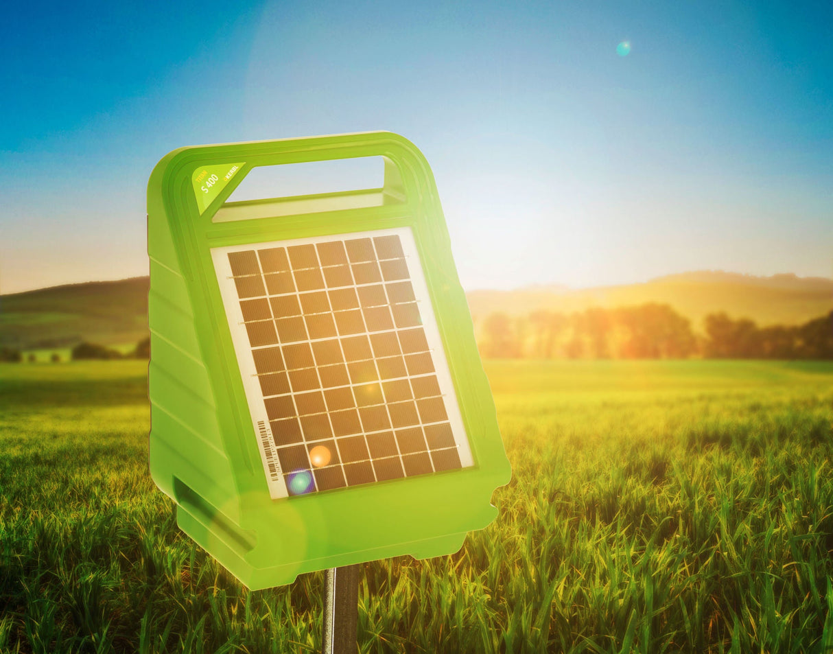 Kerbl Kerbl TITAN S400 Weidezaungerät 12V 1 Stück 392570