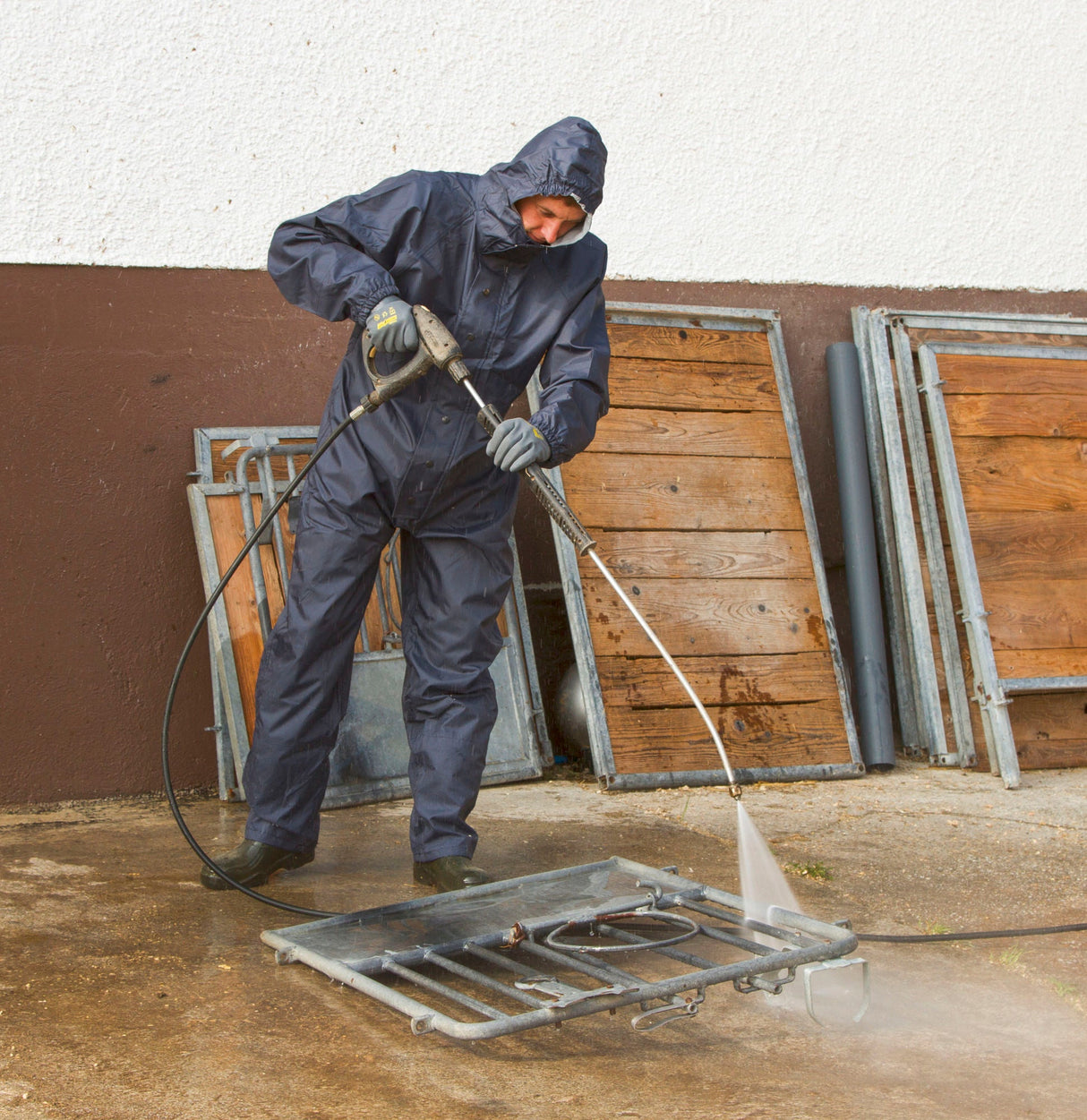 Kerbl Wasch- und Reinigungsoverall wasserdicht, Gr. M 291243