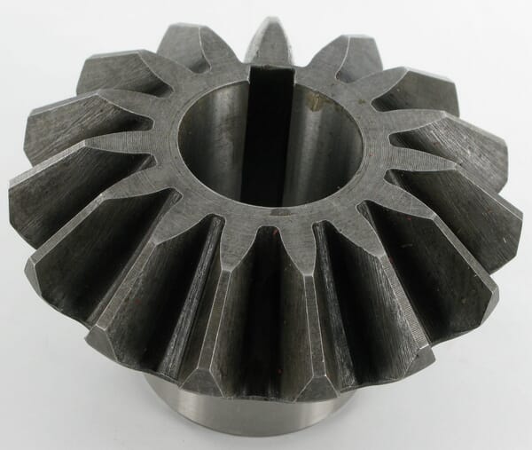 Bevel gear 15 T.