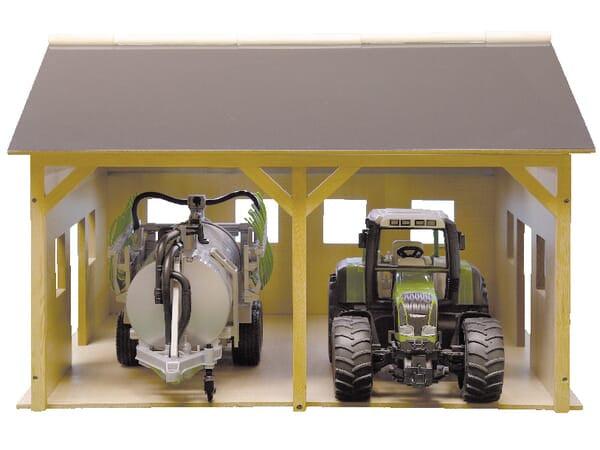 Hangar en bois pour 2 tracteurs