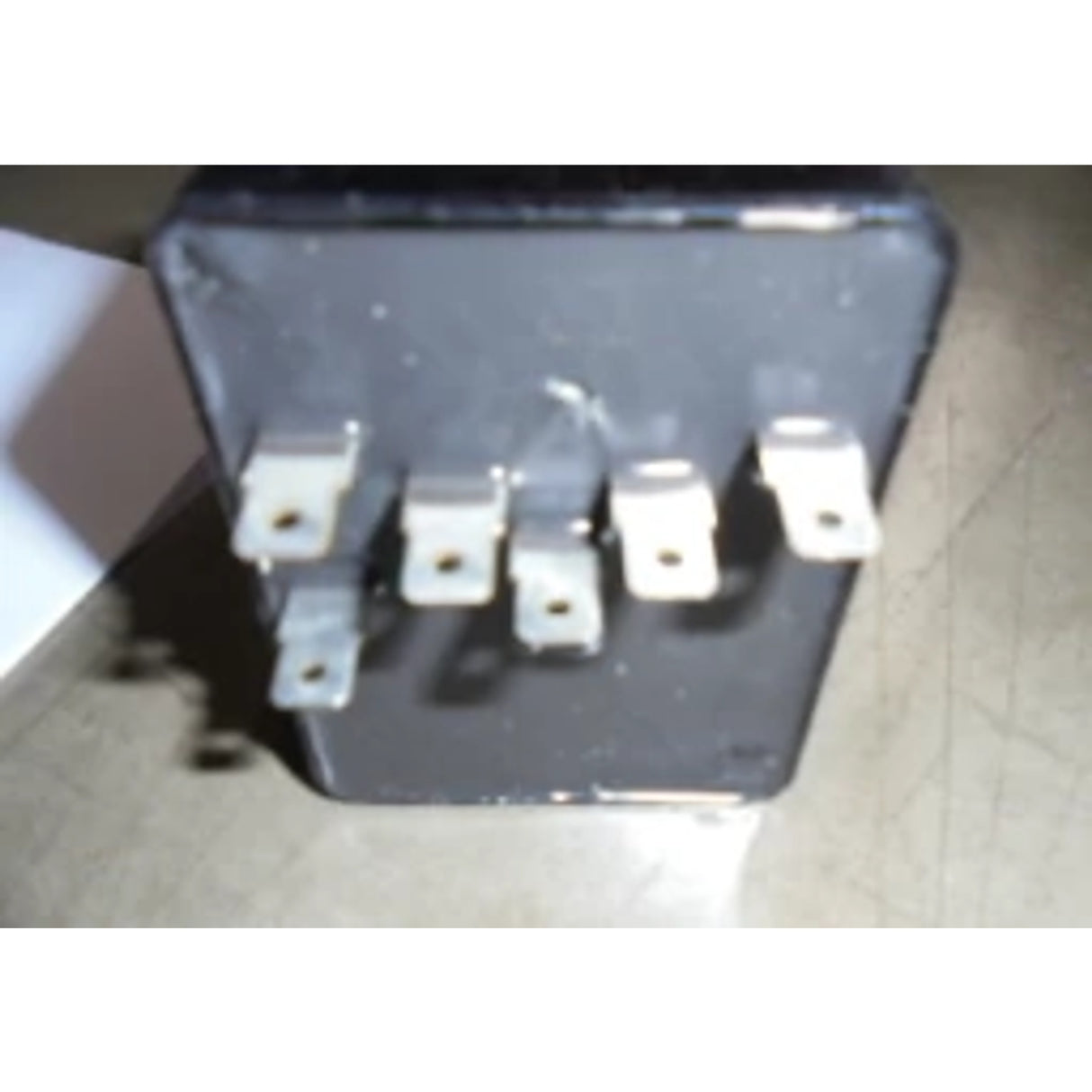 New Holland original Ersatzteil SCHALTER  D4NN13R307A