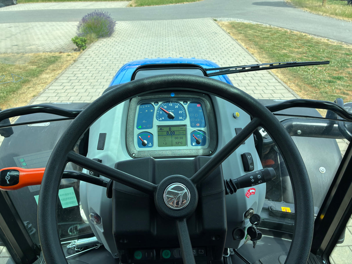 New Holland T4.75S Traktor im Angebot