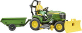 Bruder John Deere-Rasentraktor mit Anhänger und Gärtner U62104