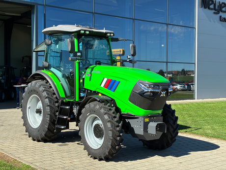 Xeevo E904i Elektro-Traktor mit 100 PS