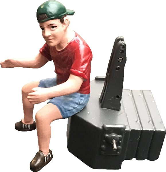 Kids Globe Jeff beim Schlepperfahren ADF32141