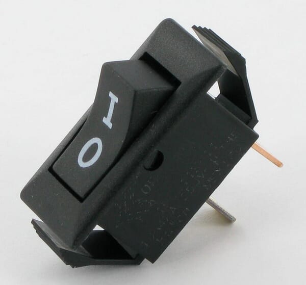 Toggle switch for light