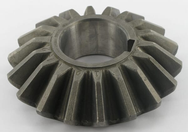 KUBOTA Kegelrad Z=18 VNB1121602