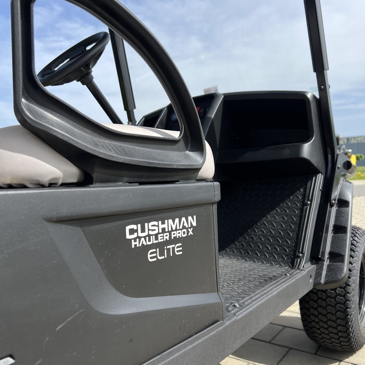 Cushman Hauler PRO X Elektro Golf Cart