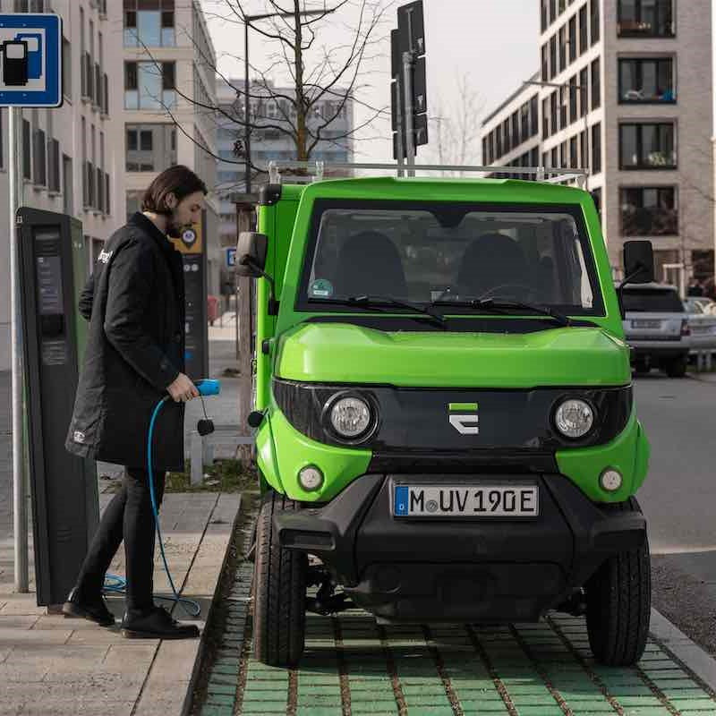 Evum aCar Elektro-Nutzfahrzeug für Kommunen