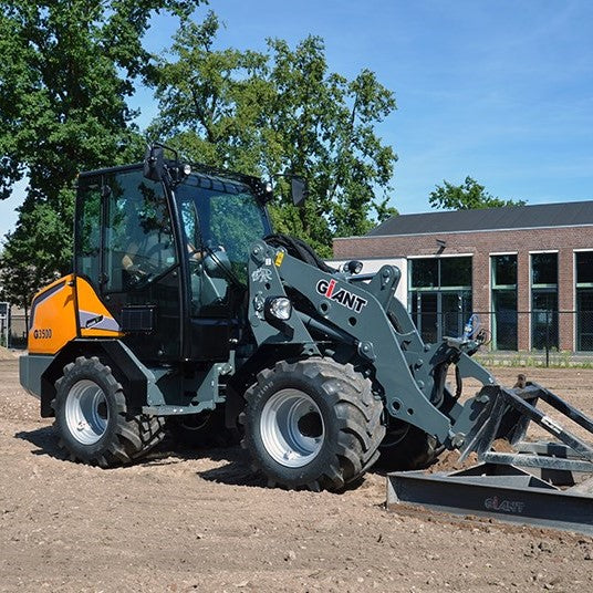 Tobroco GiANT Radlader G3500 Z-Kinematik