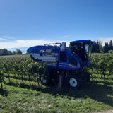 New Holland BRAUD Traubenvollernter