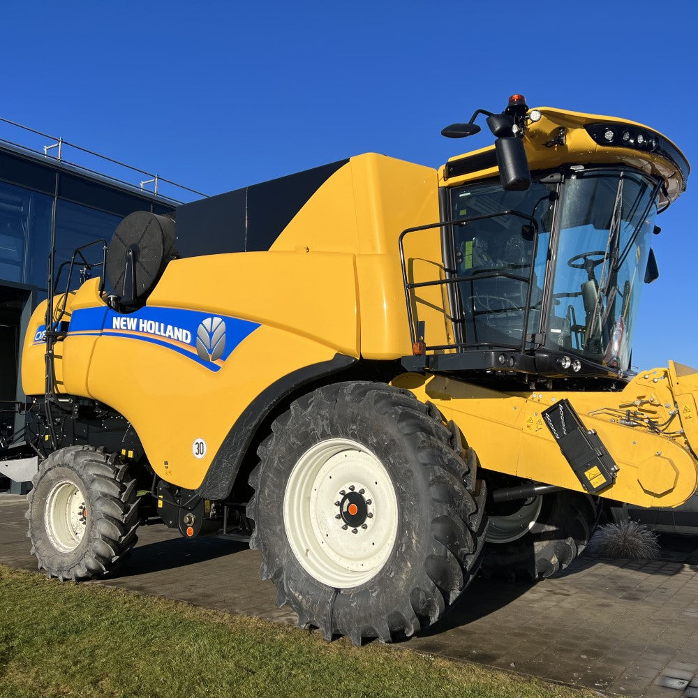 New Holland CX8.90 Mähdrescher