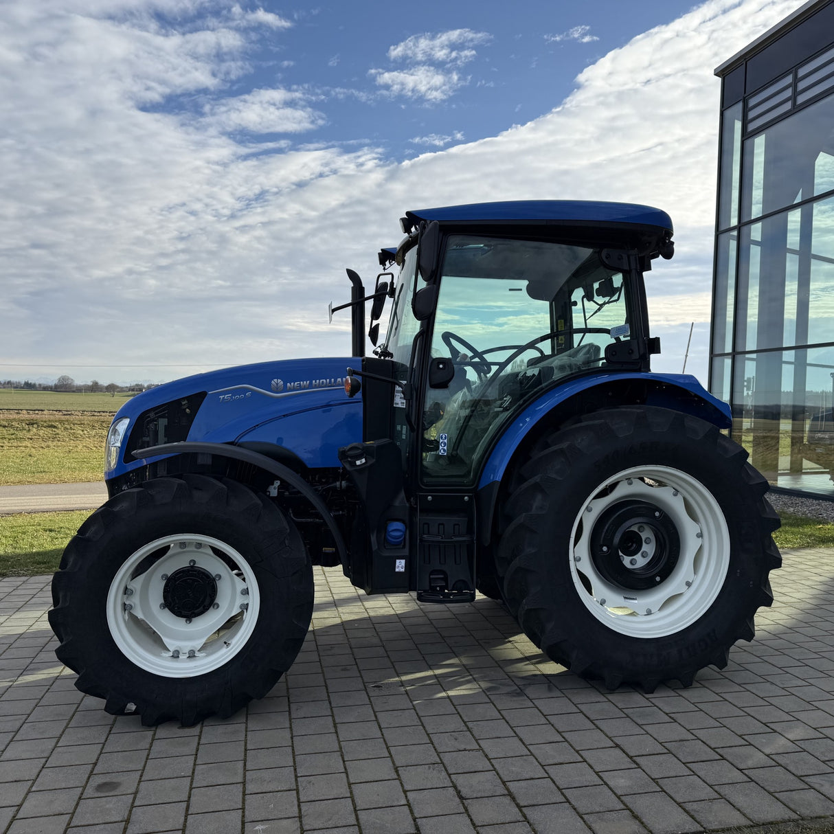 New Holland T5.100S Traktor im Angebot